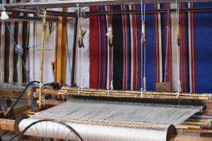 Радий Хабиров предложил создать в Башкирии производство узбекских ковров