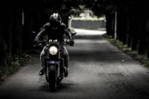 Мотоциклист погиб в ДТП на трассе М-5 в Башкирии